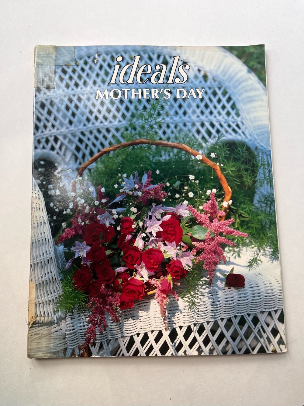 Ideals Magazine Mother's Day May 1991 Vol. 52 No 3